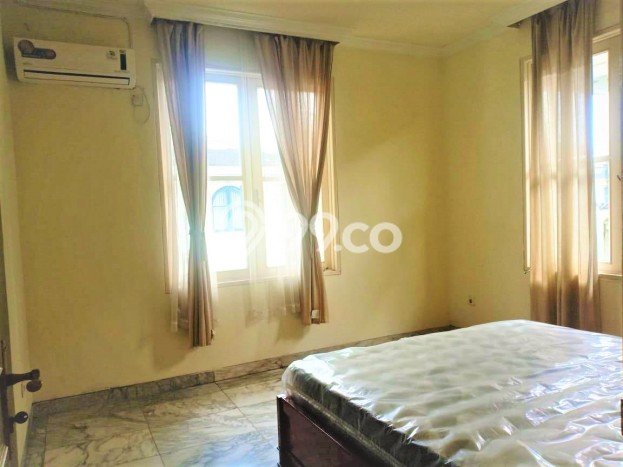 LIMITED UNIT! Rumah di Cipete, 2 KM, LT 180m² LB 380m² LIMITED UNIT! Rumah di Cipete, 2 KM, LT 180m² LB 380m²