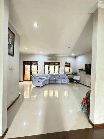 Jual Rumah Luas Megah Dengan View Cantik di Sektor 8 - Bintaro, Tangerang Selatan Jual Rumah Luas Megah Dengan View Cantik di Sektor 8 - Bintaro, Tangerang Selatan