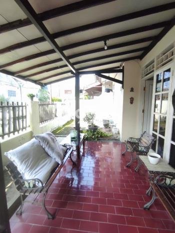 Rumah Modern Cantik 3 KT Bisa Langsung Pindah di Ciputat Rumah Modern Cantik 3 KT Bisa Langsung Pindah di Ciputat