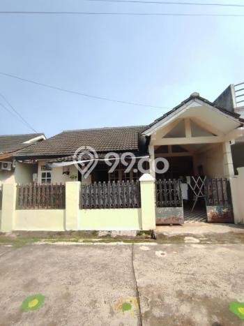 Rumah Modern Cantik 3 KT Bisa Langsung Pindah di Ciputat Rumah Modern Cantik 3 KT Bisa Langsung Pindah di Ciputat