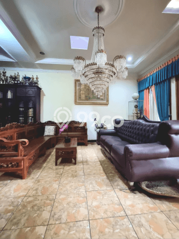 Rumah Luxury Modern Siap Huni di Condet Jakarta Timur Rumah Luxury Modern Siap Huni di Condet Jakarta Timur