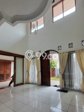Disewakan! Rumah 4 Kamar Tidur &
3 Kamar Mandi di Cipete, Jakarta Selatan Disewakan! Rumah 4 Kamar Tidur &
3 Kamar Mandi di Cipete, Jakarta Selatan