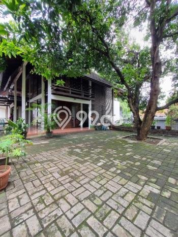 Rumah Elit LB 300m2 Siap Huni Desain Elegan di Cipete, Jakarta Selatan Rumah Elit LB 300m2 Siap Huni Desain Elegan di Cipete, Jakarta Selatan
