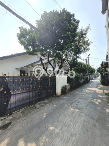 Rumah Luxury Modern Siap Huni di Condet Jakarta Timur Rumah Luxury Modern Siap Huni di Condet Jakarta Timur
