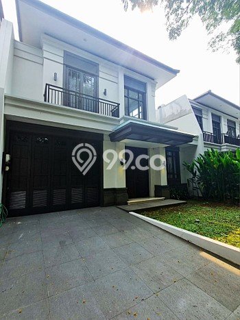 Rumah Elit Modern Tanpa Renovasi di Tanjung Barat Jakarta Selatan Rumah Elit Modern Tanpa Renovasi di Tanjung Barat Jakarta Selatan