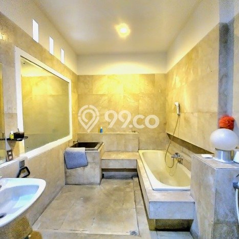 Rumah Premium 6 KT 4 KM di Kawasan Asri Permata Hijau, Jakarta Selatan Rumah Premium 6 KT 4 KM di Kawasan Asri Permata Hijau, Jakarta Selatan