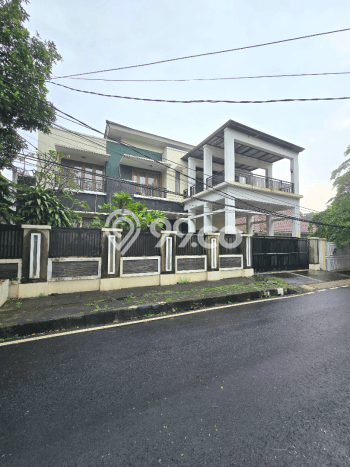 Hot Offer Hunian Mewah Ideal dan Luas di Menteng, Jakarta Pusat Hot Offer Hunian Mewah Ideal dan Luas di Menteng, Jakarta Pusat