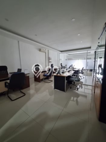 Ruko Kawasan Cipete, Luas 225m², Mainroad, Area Ramai Ruko Kawasan Cipete, Luas 225m², Mainroad, Area Ramai