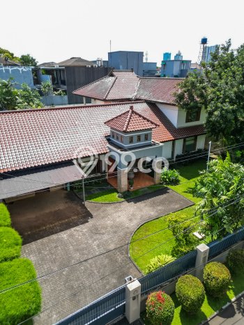 Disewakan! Rumah 4 Kamar Tidur &
4 Kamar Mandi di Cipete, Jakarta Selatan Disewakan! Rumah 4 Kamar Tidur &
4 Kamar Mandi di Cipete, Jakarta Selatan