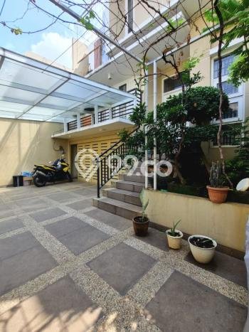Best Deal Hunian Mewah Ideal dan Luas di Kebayoran Baru, Jakarta Selatan Best Deal Hunian Mewah Ideal dan Luas di Kebayoran Baru, Jakarta Selatan