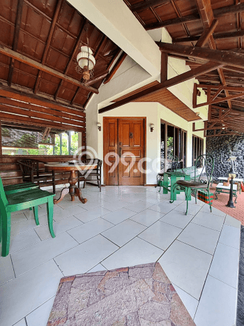 Jual Rumah Mewah Elegan Dengan View Eksklusif di Lebak Bulus, Jakarta Selatan Jual Rumah Mewah Elegan Dengan View Eksklusif di Lebak Bulus, Jakarta Selatan