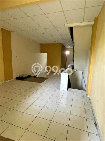 LOKASI STRATEGIS! Ruko Kawasan Lebak Bulus, Luas 200m², Kawasan Ramai, Ready Bisnis LOKASI STRATEGIS! Ruko Kawasan Lebak Bulus, Luas 200m², Kawasan Ramai, Ready Bisnis