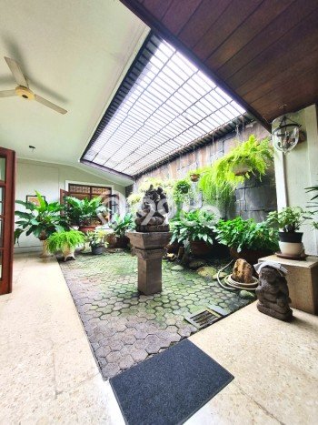 Jual Rumah Mewah Elegan Dengan View Cantik di Cipete, Jakarta Selatan Jual Rumah Mewah Elegan Dengan View Cantik di Cipete, Jakarta Selatan