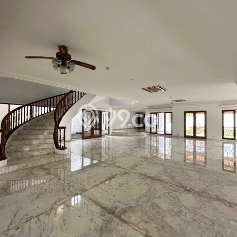 Rumah Luxury Modern Siap Huni di Kemang Jakarta Selatan Rumah Luxury Modern Siap Huni di Kemang Jakarta Selatan