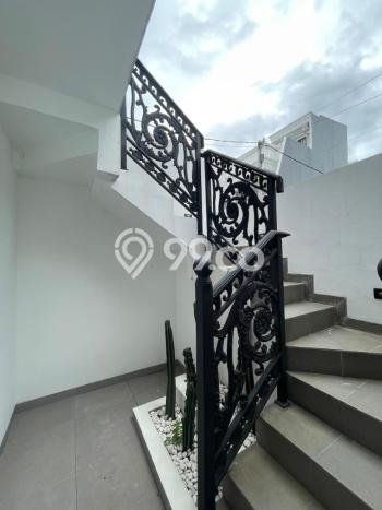 Dijual Rumah Elit Exclusive di Jagakarsa, Jakarta Selatan Dijual Rumah Elit Exclusive di Jagakarsa, Jakarta Selatan