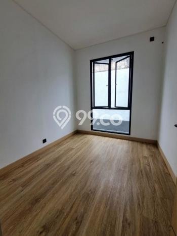 Jual Rumah Luas Megah Dengan View Eksklusif di Sektor 3 - Bintaro, Tangerang Selatan Jual Rumah Luas Megah Dengan View Eksklusif di Sektor 3 - Bintaro, Tangerang Selatan