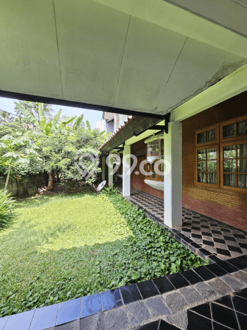 Ready to Use! Luxury House LT 761m2 Desain Elegan di Lebak Bulus Ready to Use! Luxury House LT 761m2 Desain Elegan di Lebak Bulus