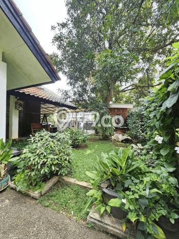 Ready to Use! Luxury House LT 761m2 Desain Elegan di Lebak Bulus Ready to Use! Luxury House LT 761m2 Desain Elegan di Lebak Bulus