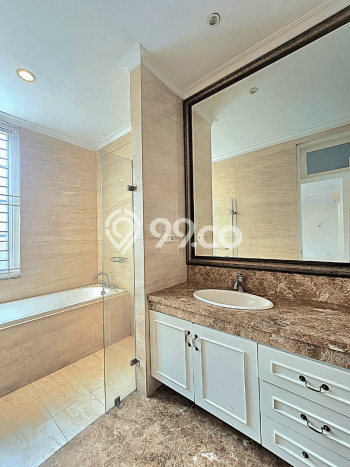 Ready to Use! Luxury House LT 320m2 Desain Modern di Pondok Indah Ready to Use! Luxury House LT 320m2 Desain Modern di Pondok Indah