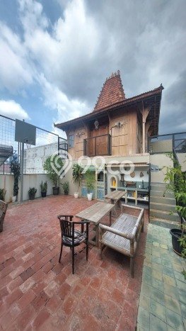 For Sale! Luxury House LT 640m2 Desain Elegan di Bangka For Sale! Luxury House LT 640m2 Desain Elegan di Bangka