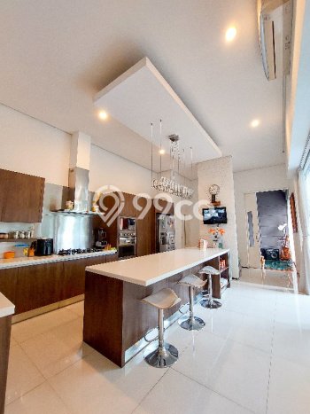 Rumah Luxury Modern Tanpa Renovasi di Ampera Jakarta Selatan Rumah Luxury Modern Tanpa Renovasi di Ampera Jakarta Selatan