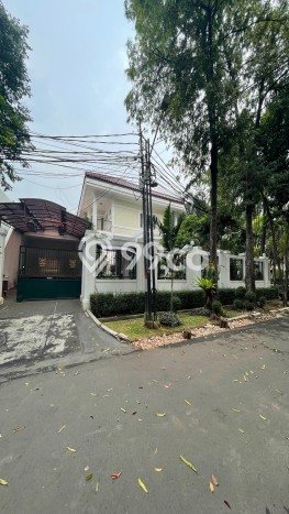 Dijual Rumah Premium dengan Fasilitas Sekitar Lengkap di Kebayoran Baru, Jakarta Selatan Dijual Rumah Premium dengan Fasilitas Sekitar Lengkap di Kebayoran Baru, Jakarta Selatan