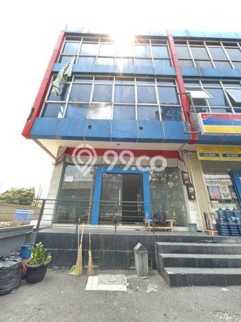 Ruko Dijual di Jakarta Selatan LT 200m2 & LB 400m2 Lokasi Terbaik! Ruko Dijual di Jakarta Selatan LT 200m2 & LB 400m2 Lokasi Terbaik!