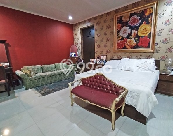 Rumah Strategis 5 KT Luas Tanah 320m² di Cipete, Jakarta Selatan Rumah Strategis 5 KT Luas Tanah 320m² di Cipete, Jakarta Selatan