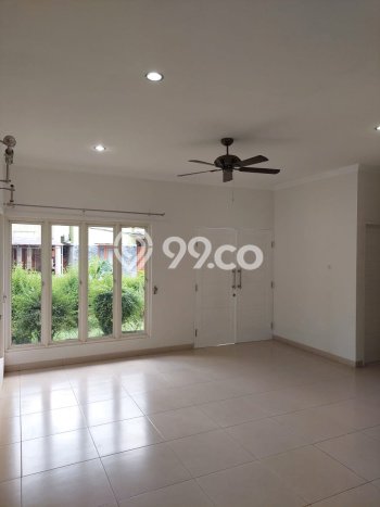 LOKASI PREMIUM! Rumah di Cilandak, 4 KM, Lingkungan Tenang, Luas 460m² Bangunan 200m² LOKASI PREMIUM! Rumah di Cilandak, 4 KM, Lingkungan Tenang, Luas 460m² Bangunan 200m²