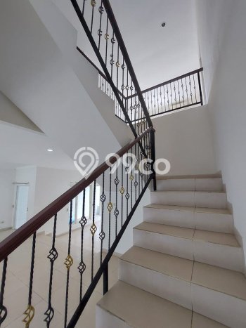 LOKASI PREMIUM! Rumah di Cilandak, 4 KM, Lingkungan Tenang, Luas 460m² Bangunan 200m² LOKASI PREMIUM! Rumah di Cilandak, 4 KM, Lingkungan Tenang, Luas 460m² Bangunan 200m²