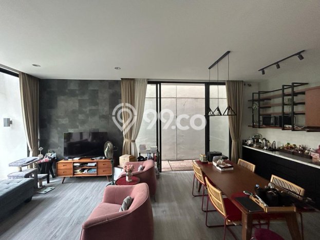 Rumah Elit LB 220m2 Siap Huni Desain Elegan di Lebak Bulus, Jakarta Selatan Rumah Elit LB 220m2 Siap Huni Desain Elegan di Lebak Bulus, Jakarta Selatan