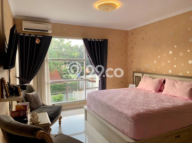 Rumah Premium kawasan Jagakarsa, 4 KT, Area Tenang, Luas 168m² LB 358m² Rumah Premium kawasan Jagakarsa, 4 KT, Area Tenang, Luas 168m² LB 358m²