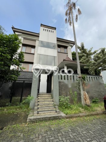 Jual Rumah Mewah Elegan Dengan View Cantik di Lebak Bulus, Jakarta Selatan Jual Rumah Mewah Elegan Dengan View Cantik di Lebak Bulus, Jakarta Selatan