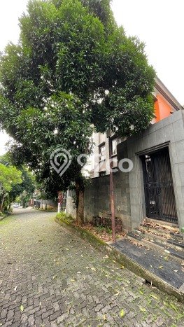 Jual Rumah Mewah Elegan Dengan View Cantik di Lebak Bulus, Jakarta Selatan Jual Rumah Mewah Elegan Dengan View Cantik di Lebak Bulus, Jakarta Selatan