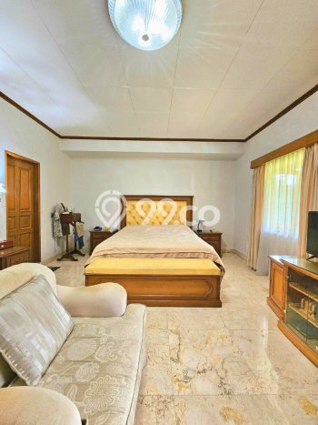 Jual Rumah Mewah Megah Dengan View Cantik di Lebak Bulus, Jakarta Selatan Jual Rumah Mewah Megah Dengan View Cantik di Lebak Bulus, Jakarta Selatan