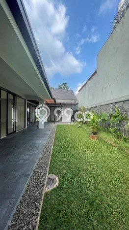 HARGA TERBAIK! Rumah area Cipete, 3 KM, Area Asri, Luas 937m² Bangunan 570m² HARGA TERBAIK! Rumah area Cipete, 3 KM, Area Asri, Luas 937m² Bangunan 570m²