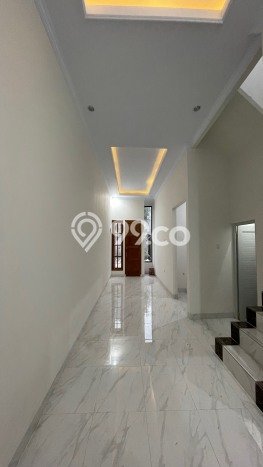 Rumah Modern Cantik 3 KT Siap Huni di Jagakarsa Rumah Modern Cantik 3 KT Siap Huni di Jagakarsa