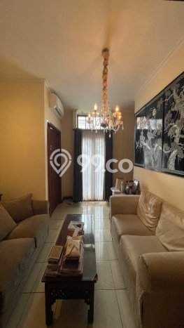 Rumah Elit Modern Siap Huni di Pondok Indah Jakarta Selatan Rumah Elit Modern Siap Huni di Pondok Indah Jakarta Selatan