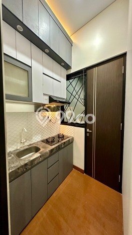 Rumah Strategis Modern Lb 150m2 di Jagakarsa, Jakarta Selatan Rumah Strategis Modern Lb 150m2 di Jagakarsa, Jakarta Selatan