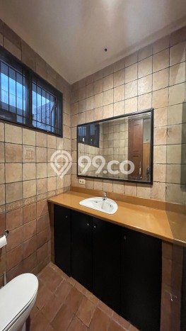 Dijual Rumah Premium dengan Fasilitas Sekitar Komplit di Jagakarsa, Jakarta Selatan Dijual Rumah Premium dengan Fasilitas Sekitar Komplit di Jagakarsa, Jakarta Selatan