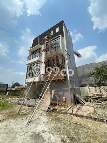 For Sale! Luxury House LT 75m2 Desain Elegan di Kemang For Sale! Luxury House LT 75m2 Desain Elegan di Kemang