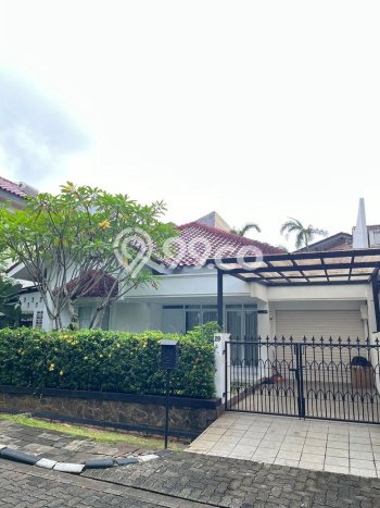 Disewakan segera hunian minimalis strategis 4 Kamar di Cinere, Depok Disewakan segera hunian minimalis strategis 4 Kamar di Cinere, Depok