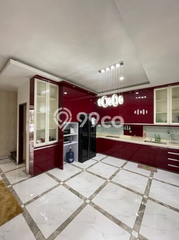 Dijual Rumah Luas Elegan Dengan View Cantik di Kebagusan, Jakarta Selatan Dijual Rumah Luas Elegan Dengan View Cantik di Kebagusan, Jakarta Selatan