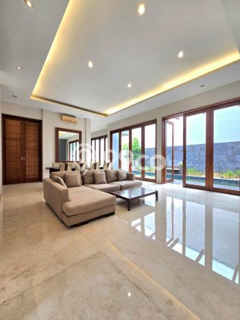 Dijual Rumah Mewah Megah Dengan View Cantik di Cipete, Jakarta Selatan Dijual Rumah Mewah Megah Dengan View Cantik di Cipete, Jakarta Selatan