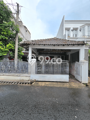 Rumah Mewah LB 200m2 Siap Huni Desain Elegan di Gandaria, Jakarta Selatan Rumah Mewah LB 200m2 Siap Huni Desain Elegan di Gandaria, Jakarta Selatan