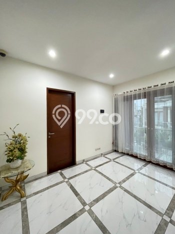 Dijual Rumah Luas Elegan Dengan View Cantik di Kebagusan, Jakarta Selatan Dijual Rumah Luas Elegan Dengan View Cantik di Kebagusan, Jakarta Selatan