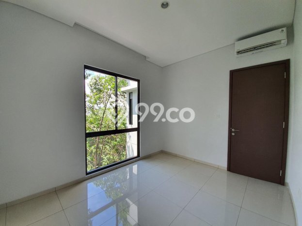 Ready to Use! Luxury House LT 126m2 Desain Elegan di Lebak Bulus Ready to Use! Luxury House LT 126m2 Desain Elegan di Lebak Bulus