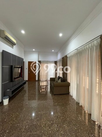 KESEMPATAN TERBAIK! Rumah di Pejaten, 5 KM, Ready, Luas 400m² LB 300m² KESEMPATAN TERBAIK! Rumah di Pejaten, 5 KM, Ready, Luas 400m² LB 300m²