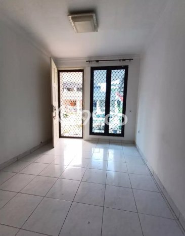Dijual Hunian Rumah Terawat 4 Kamar di Pondok Cabe, Tangerang Dijual Hunian Rumah Terawat 4 Kamar di Pondok Cabe, Tangerang