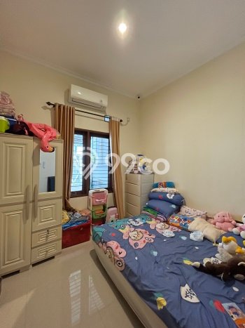Dijual Hunian Rumah Terawat 4 KT di Condet, Jakarta Timur Dijual Hunian Rumah Terawat 4 KT di Condet, Jakarta Timur